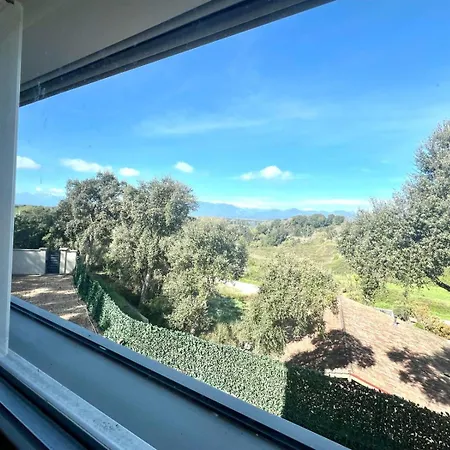Villa 6 Personnes Avec Piscine A *